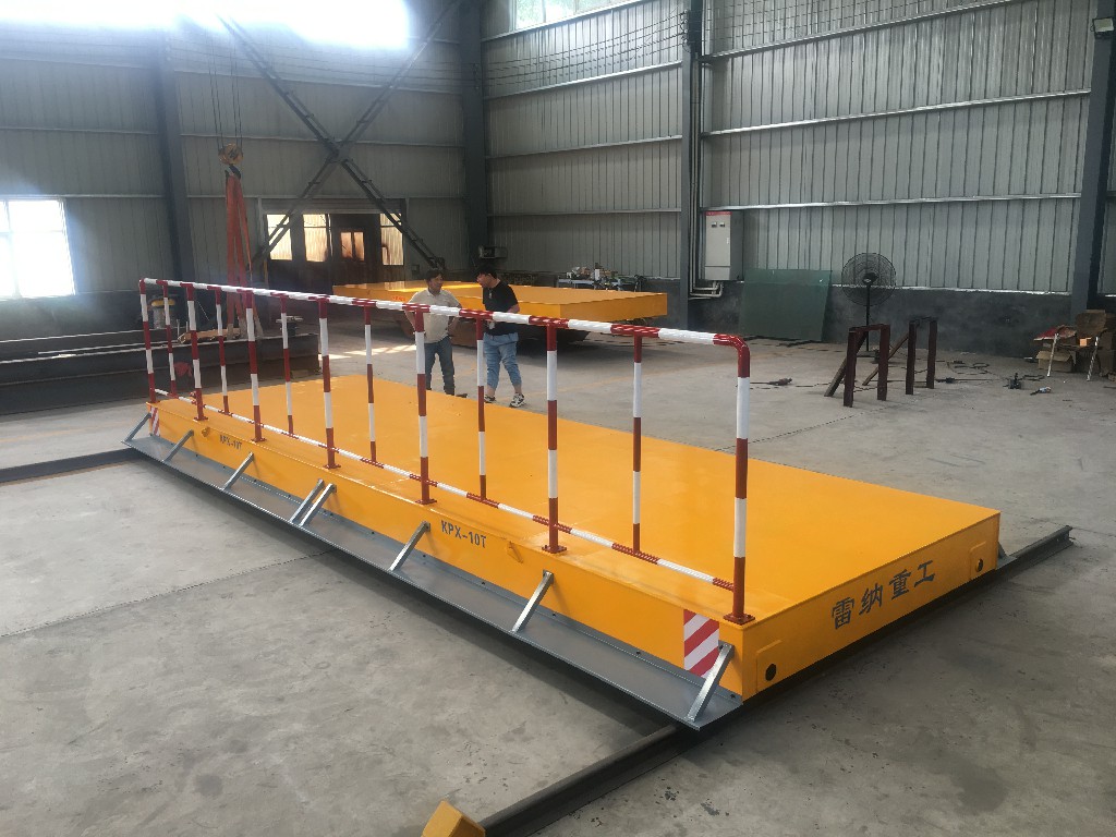 單側(cè)護(hù)欄橫移式蓄電池供電軌道平車(chē)